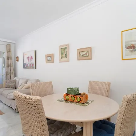 Family Friendly Near Puerto Banus شقة ماربيا