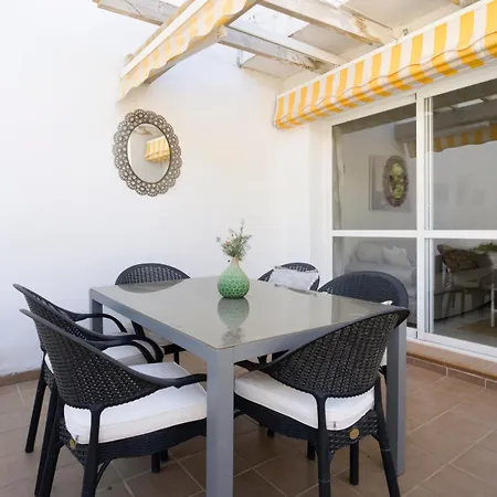 شقة Family Friendly Near Puerto Banus ماربيا