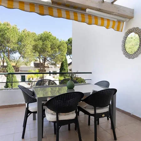 Family Friendly Near Puerto Banus شقة *
